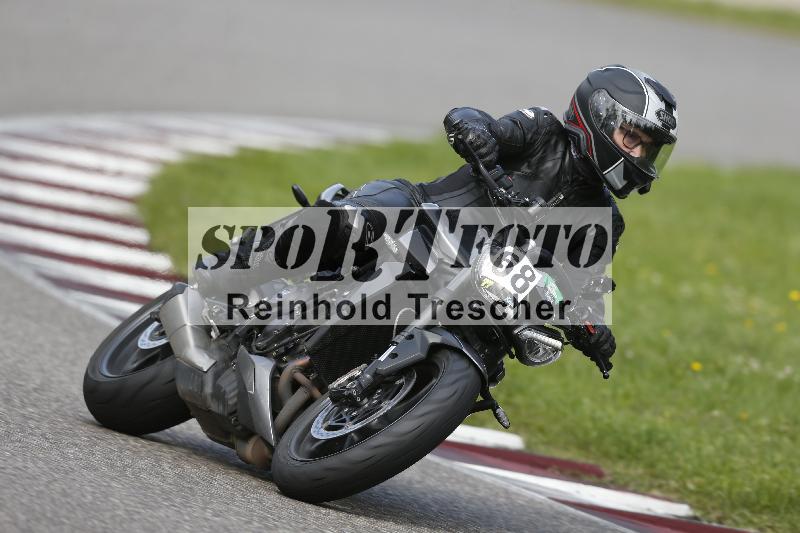 /53 16.09.2025 Track Day Domi Aegerter ADR/Gruppe gruen/68